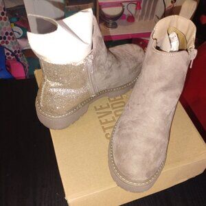 Tan Steve Madden shoes for girl